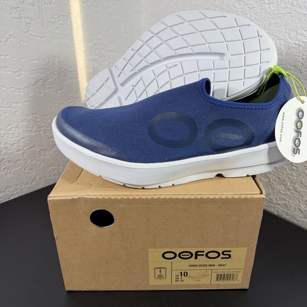 Oofos OOmg eeZee Low Mens 10 Shoes Slip On Sneaker Recovery Blue Gym NWT